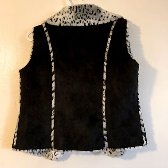 Princess Cruises Faux Fur Vest Reversible Extra Soft Sz Small NWOT Gorgeous - Picture 4 of 5